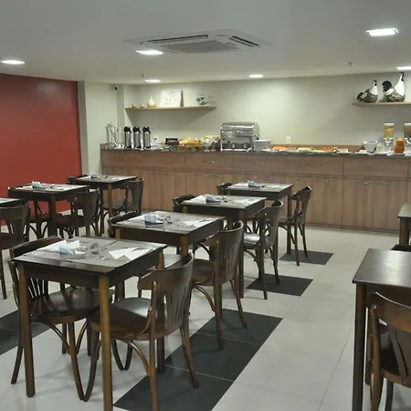 Mont Blanc Suites Duque De Caxias-3